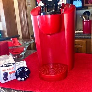 Keurig K-Compact single serve coffee maker